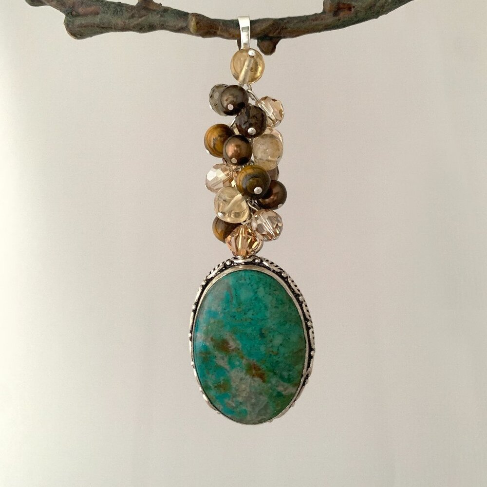 Gemstone and Pearl Pendant Enhancer.